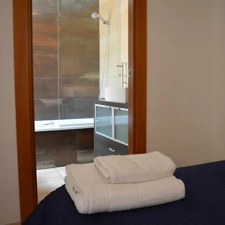 Voramar A 50 Metros Playa Parking Wifi Y Aacc Apartment *