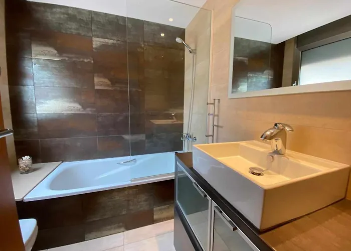 Voramar - A 50 m De La Playa, Parking Y A/a Apartment